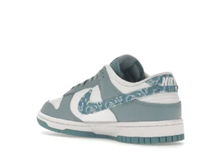 Dunk-Low-Essentials-Paisley-Pack-Blue-1