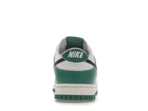 Nike Dunk Low SE - Malachite Green "Lottery Pack" minymal sneakers tenis atras