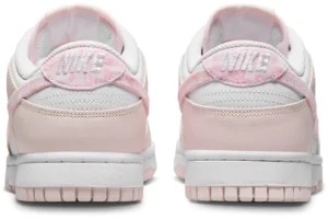 Nike-Dunk-Low-Essential-Paisley-Pack-Pink-W tenis minymal 3