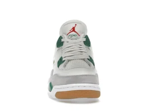 Jordan 4 Retro SB - Pine Green 4