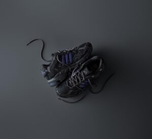 adidas Response CL x Bad Bunny Triple Black ID0805 Minymal Sneakers tenis 3