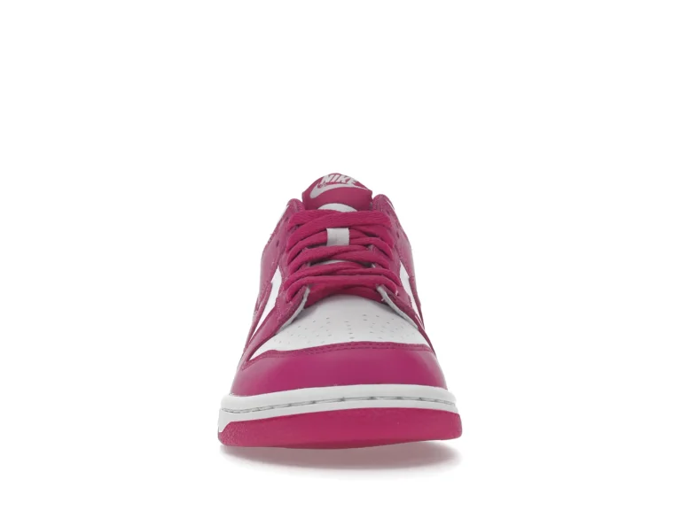 tenis Nike Dunk Low Active Fuchsia visto de frente