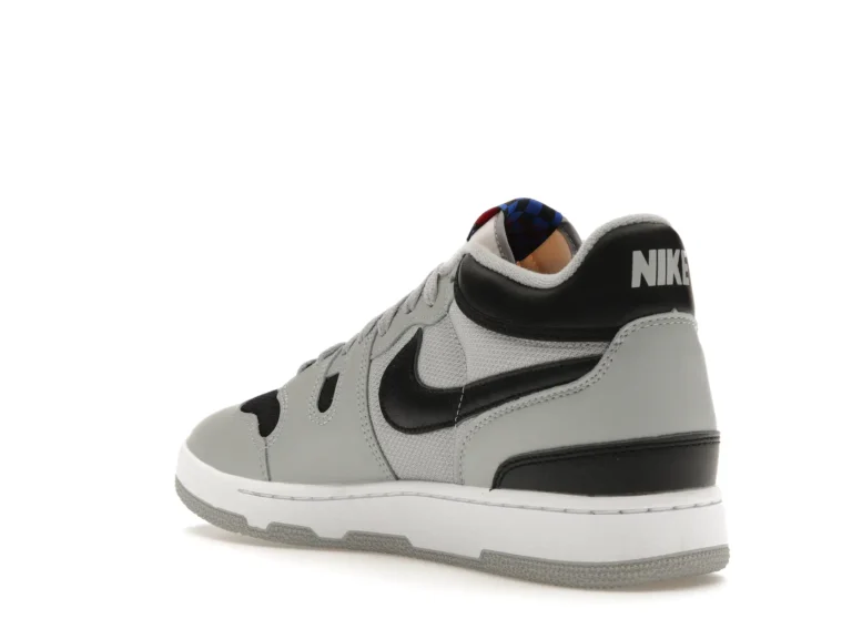 tenis Nike Mac Attack QS SP Light Smoke Grey lado izquierdo inclinado