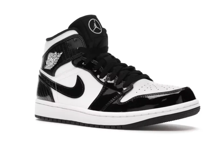 tenis Jordan 1 Mid - Carbon Fiber parte delantera derecha