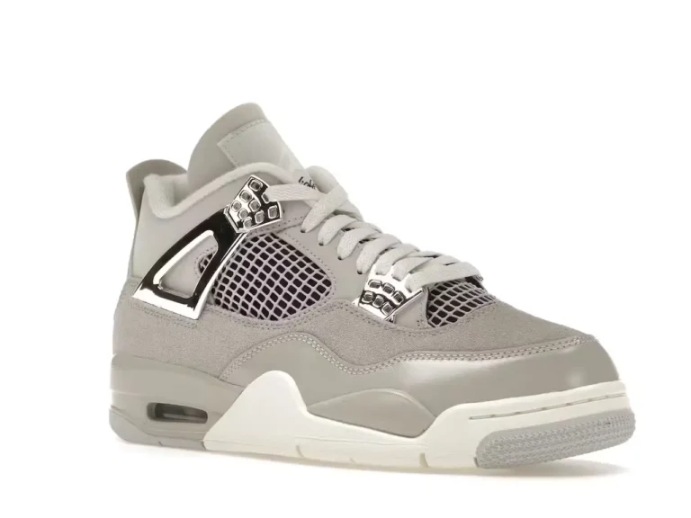 Jordan 4 Retro - Frozen Moments (Mujer) parte delantera derecha