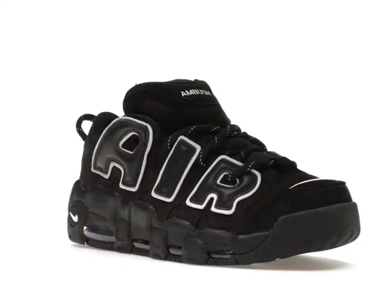 Nike Air More Uptempo Low x AMBUSH - Black parte delantera derecha