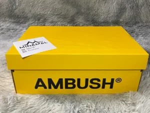 Nike Air More Uptempo x AMBUSH - Lilac caja