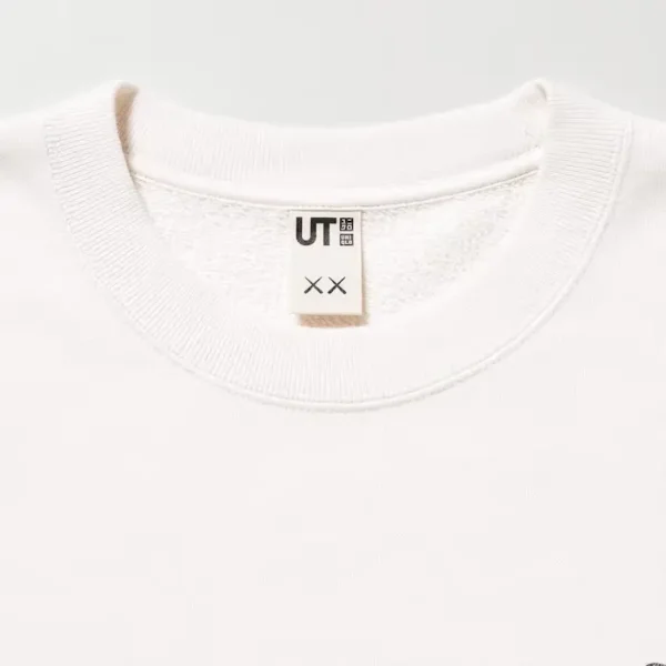 Sudadera KAWS x Uniqlo Manga larga Off White 2
