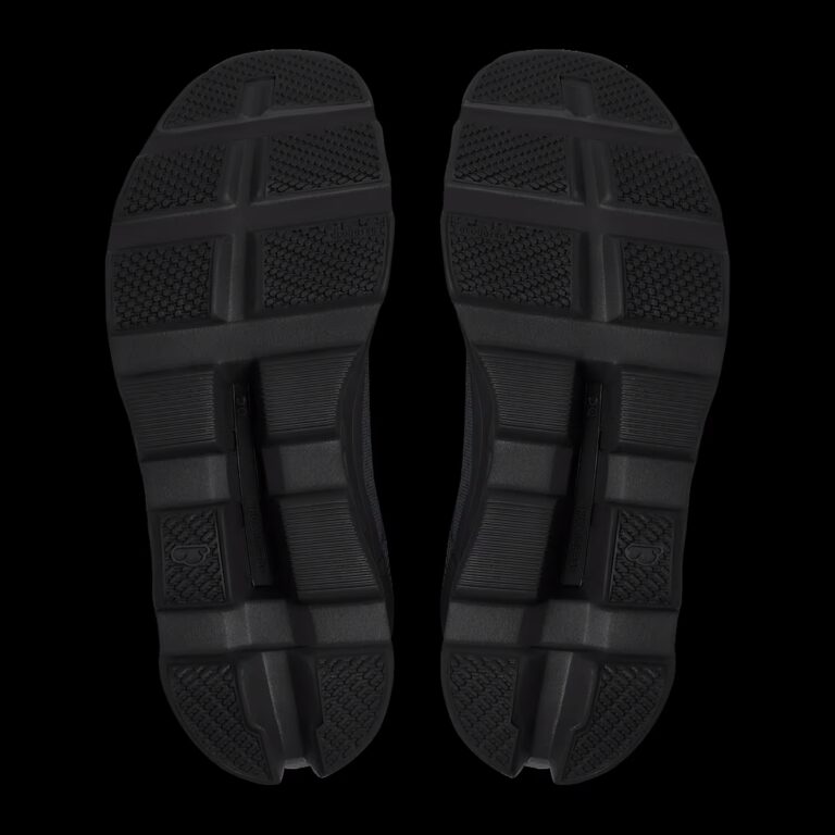 Tenis On Cloud para hombre All Black 61.99025 minymal sneakers 3