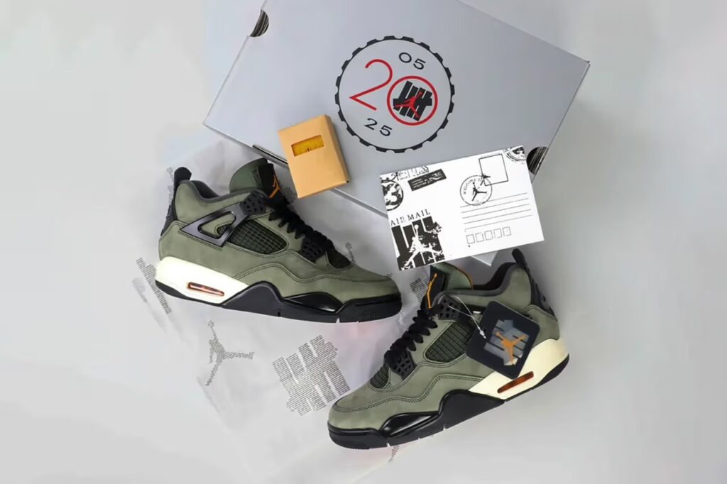 tenis Jordan 4 Retro Undefeated (2025) IB1519-200 minymal sneakers