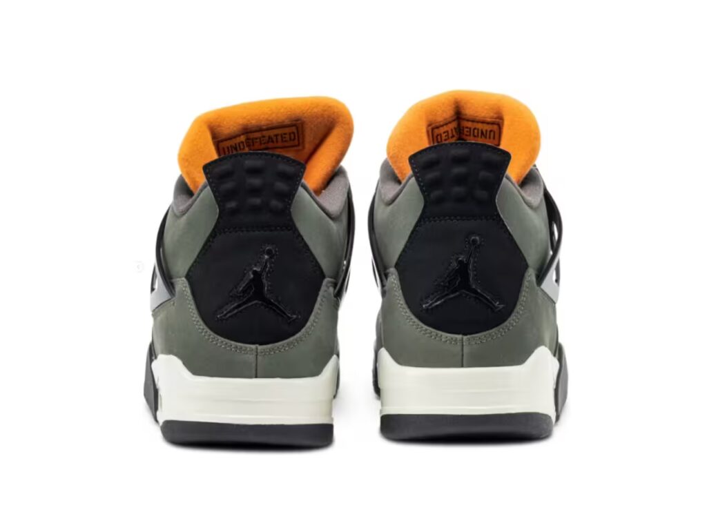 tenis Jordan 4 Undefeated (2025) IB1519-200 minymal sneakers 4
