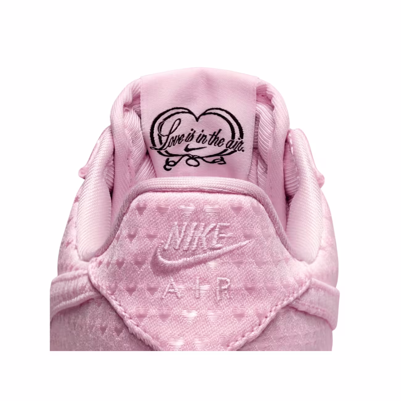 tenis Nike Air Force 1 Low Valentine's Day Pink Foam (2026) IQ9965-601 minymal sneakers tenis Nike Air Force 1 Low Valentine's Day Pink Foam (2026) IQ9965-601 minymal sneakers