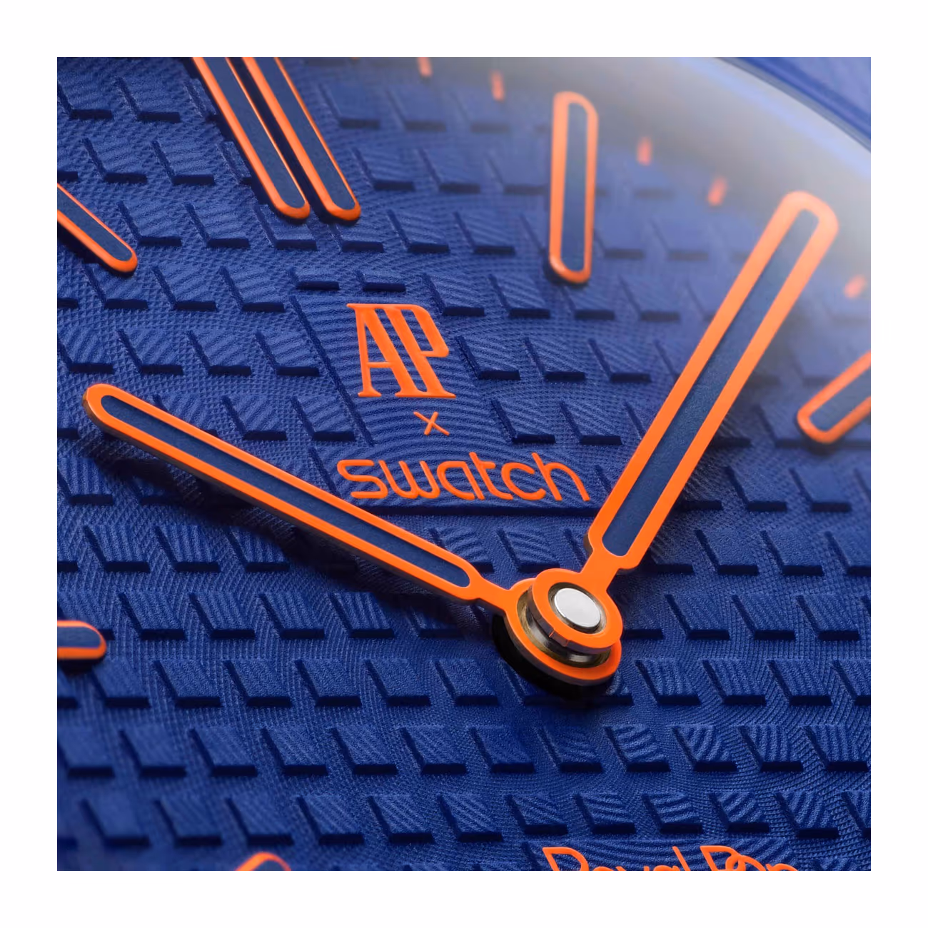 Reloj-Swatch-x-Audemars-Piguet-Royal-Pop-Orenji-Hachi-SSX03L103N-minymal-3 Reloj-Swatch-x-Audemars-Piguet-Royal-Pop-Orenji-Hachi-SSX03L103N-minymal-3