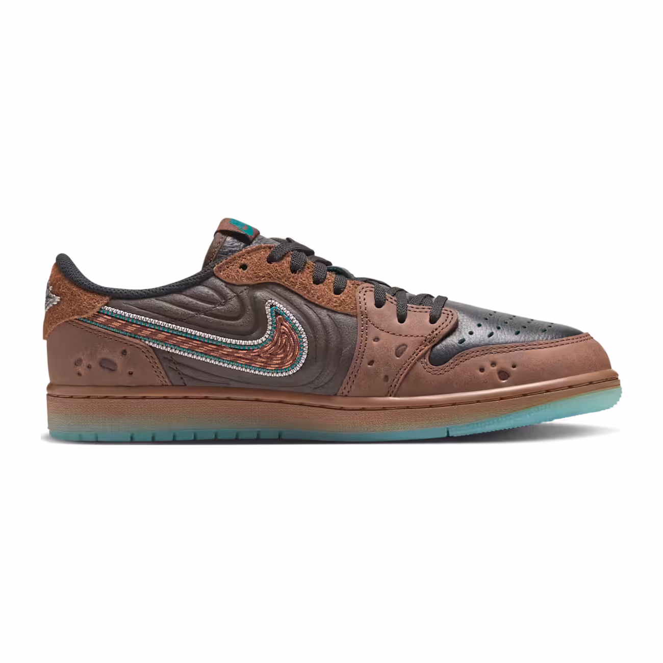 tenis-Air-Jordan-1-Somos-Historias-Dia-de-Muertos-IZ4686-216-minymal-sneakers tenis-Air-Jordan-1-Somos-Historias-Dia-de-Muertos-IZ4686-216-minymal-sneakers